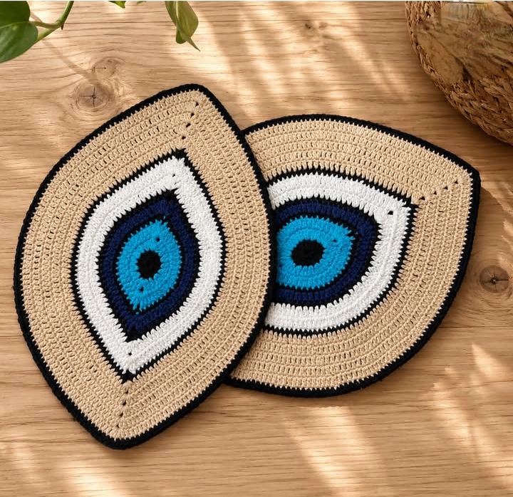 Doily drink coaster